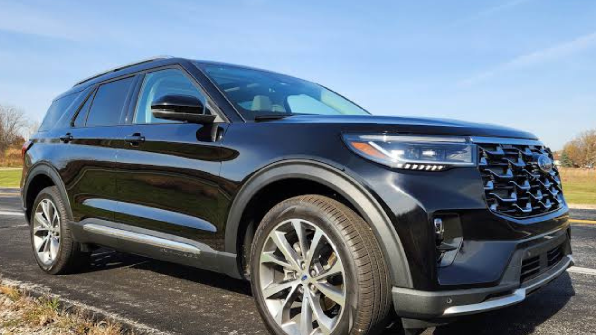2025 Ford Explorer Platinum